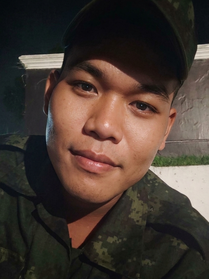 chat looking for friends from Chon Buri