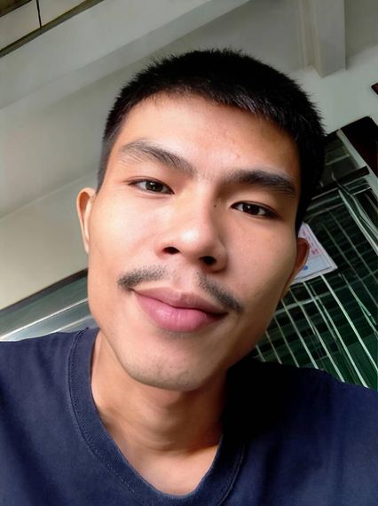 แชท หากิ๊ก, โสด 