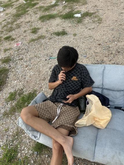 chat looking for friends