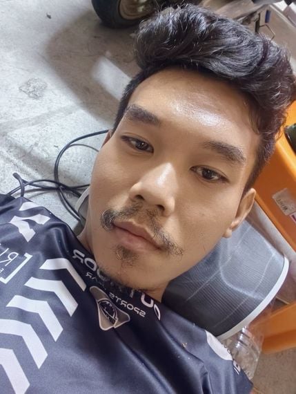 chat chat, hangout from Bangkok