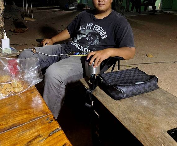 แชท หาเพื่อนคุย, โสด 