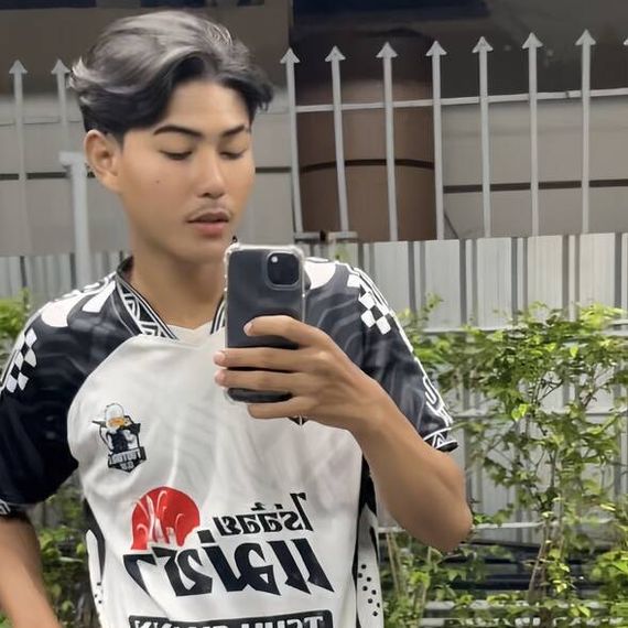 แชท หาเพื่อนคุย, โสด  ที่อยู่  ชลบุรี