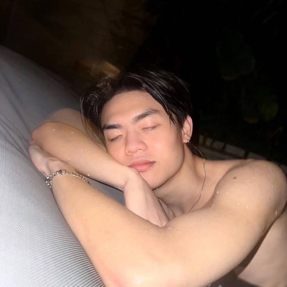 แชท หาเพื่อนคุย  ที่อยู่ กรุงเทพมหานคร