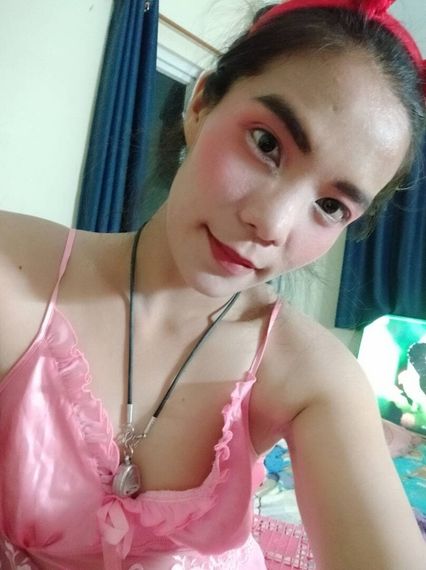แชท นัดเจอ  ที่อยู่ กรุงเทพมหานคร
