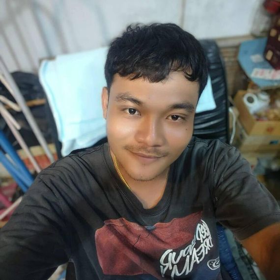 แชท หากิ๊ก  ที่อยู่  ปทุมธานี