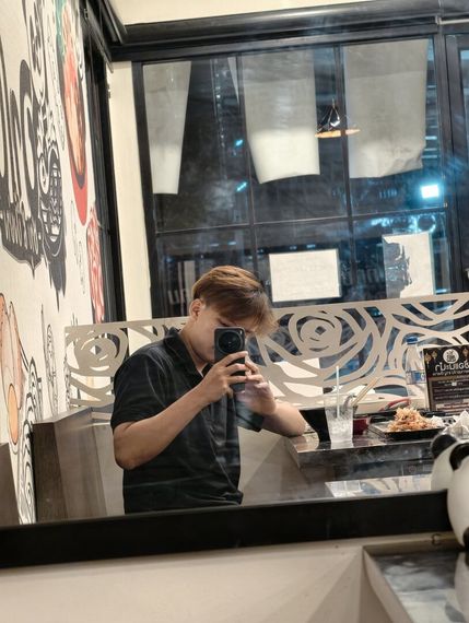 chat chat, hangout  from Chon Buri