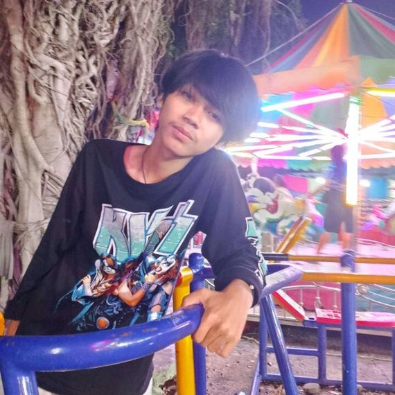 แชท หาแฟน, โสด 