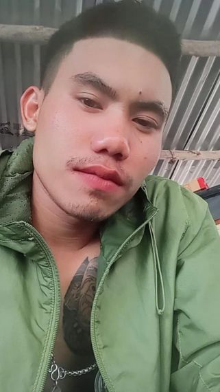 chat chat, single  from Chon Buri