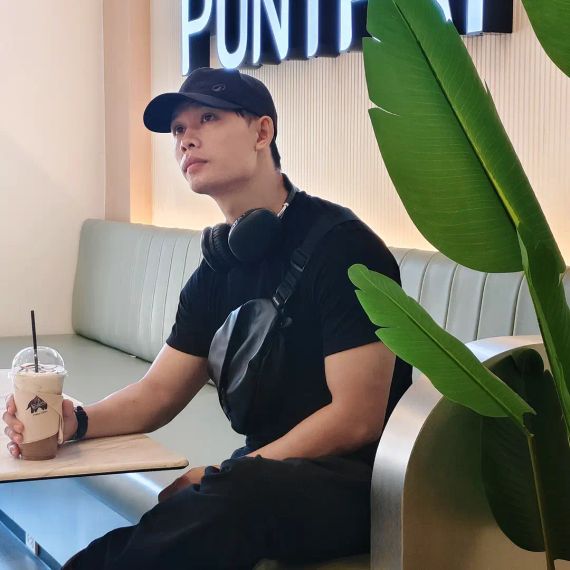 แชท โสด  ที่อยู่ กรุงเทพมหานคร