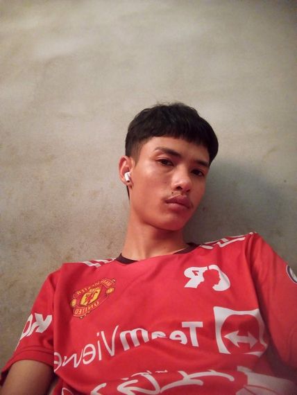 แชท หาเพื่อนเที่ยว, โสด 