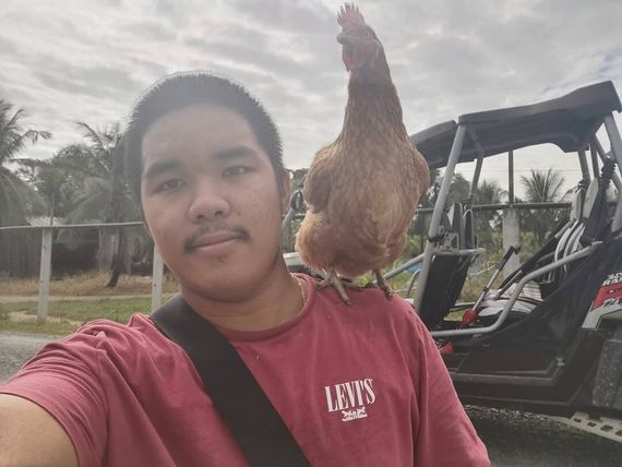 แชท หากิ๊ก 
