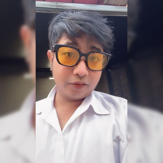 chat find love, chat  from Bangkok