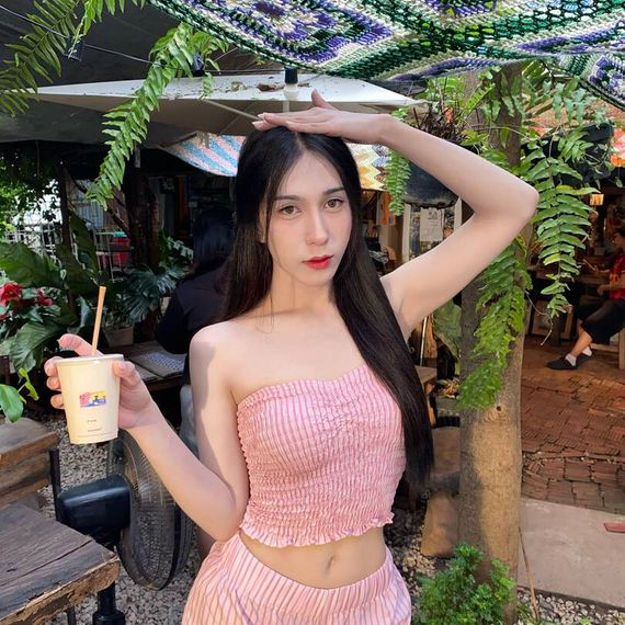 แชท หาแฟน, หาเพื่อนเที่ยว  ที่อยู่ กรุงเทพมหานคร