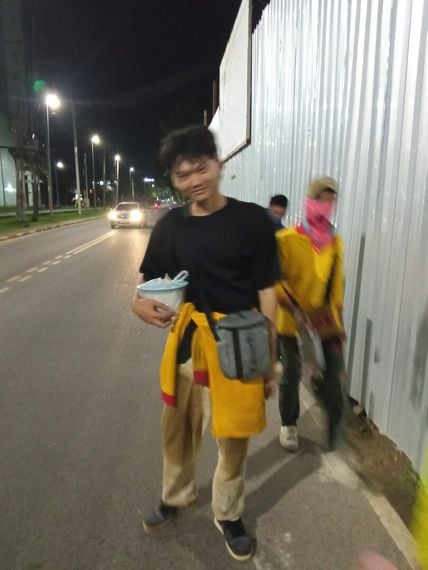 chat looking for friends