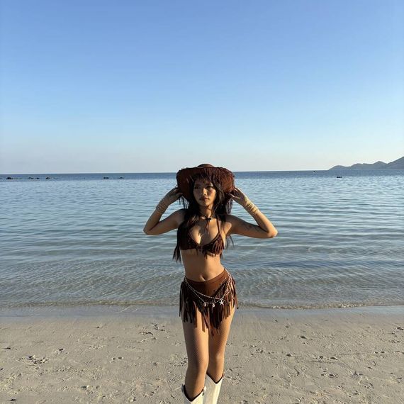 แชท หาเพื่อนเที่ยว  ที่อยู่  สุราษฎร์ธานี