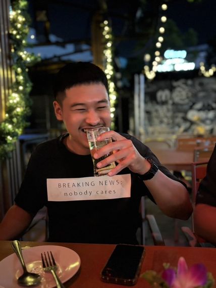 chat chat  from Nonthaburi