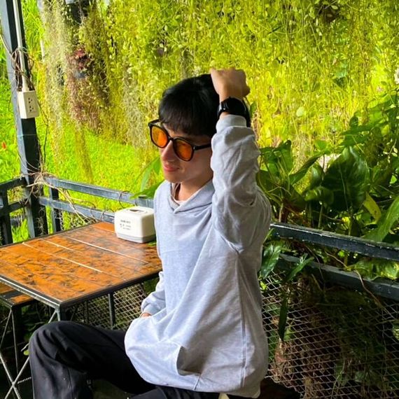 แชท หาเพื่อนคุย, โสด 