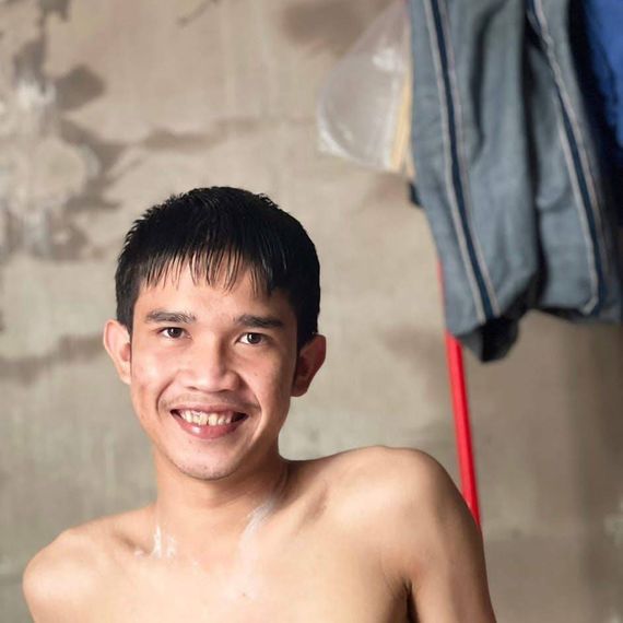 แชท หาเพื่อนคุย, โสด 