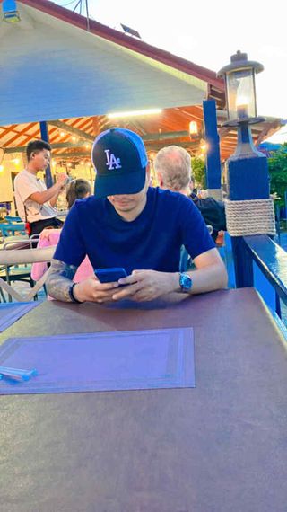 แชท หาเพื่อนคุย, หาเพื่อนเที่ยว  ที่อยู่ กรุงเทพมหานคร