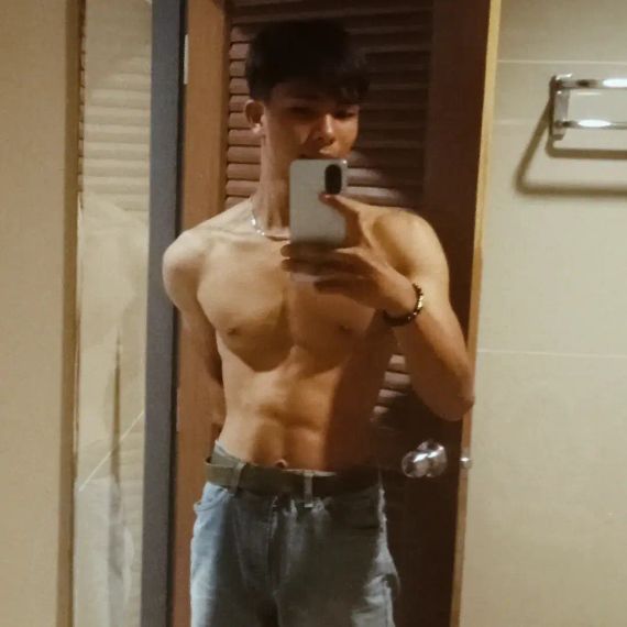 แชท หาเพื่อนเที่ยว, โสด 