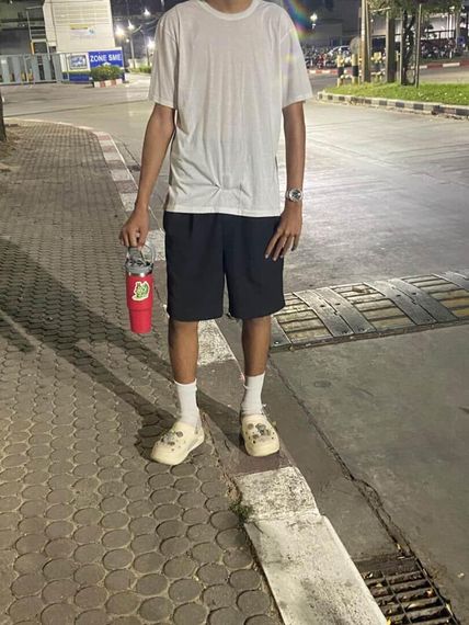 แชท แชทเปิดกล้อง  ที่อยู่  ชลบุรี