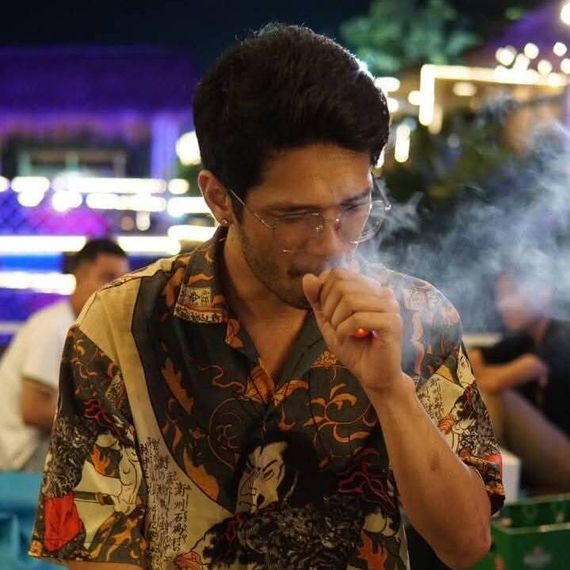 แชท หาเพื่อนเที่ยว, โสด 