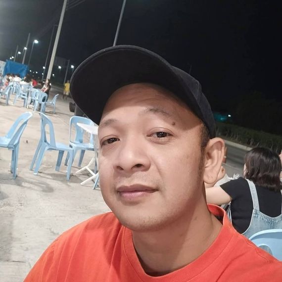 chat chat, find 2nd love  from Bangkok