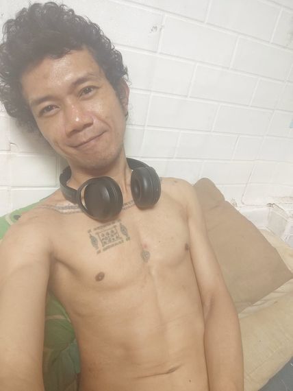 chat looking for friends  from Bangkok