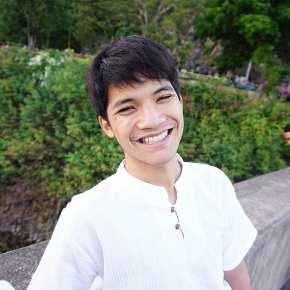 แชท หากิ๊ก, แชทสด 