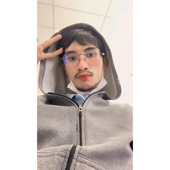 chat chat, hangout  from Surat Thani