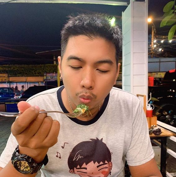 แชท หาเพื่อนคุย