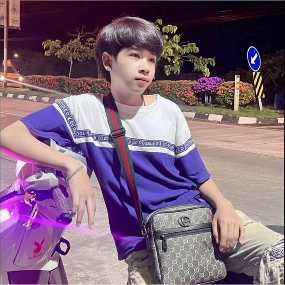 แชท หาแฟน, โสด 