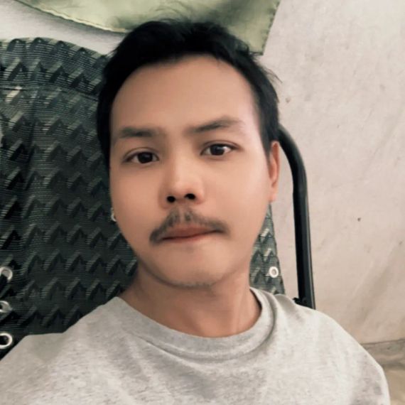 แชท หาเพื่อนคุย  ที่อยู่  ชลบุรี