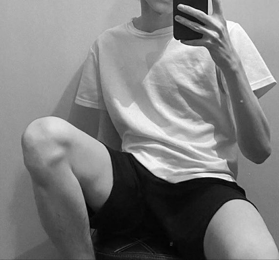 แชท หากิ๊ก  ที่อยู่ กรุงเทพมหานคร