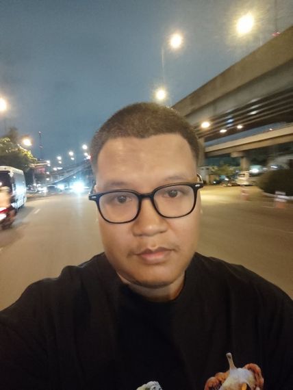 แชท นัดเจอ, นัดเดท  ที่อยู่ กรุงเทพมหานคร