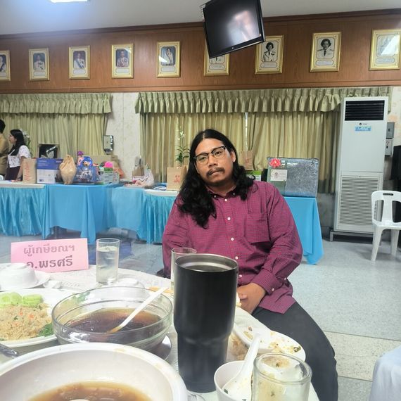 แชท หาเพื่อนคุย 