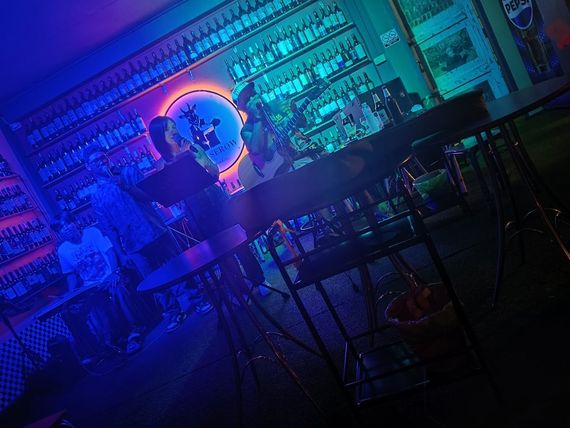 chat looking for friends 