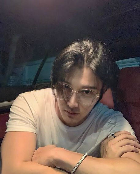 แชท หาเพื่อนคุย, โสด 