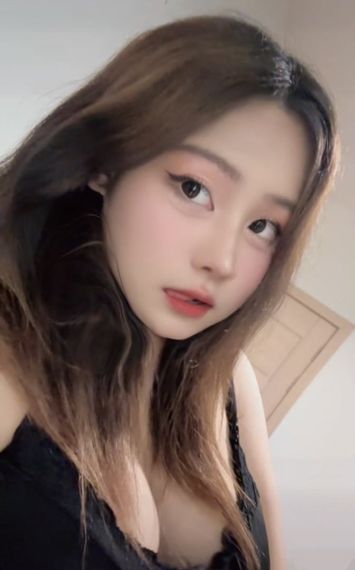 chat looking for friends  from Chiang Mai