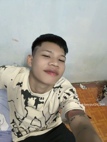 แชท หาเพื่อนคุย  ที่อยู่  ชลบุรี