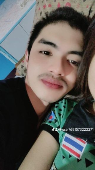 แชท หาเพื่อนคุย, โสด 