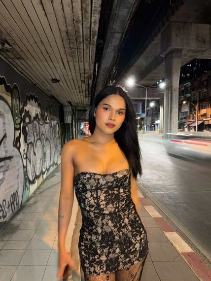 chat looking for friends  from Surat Thani