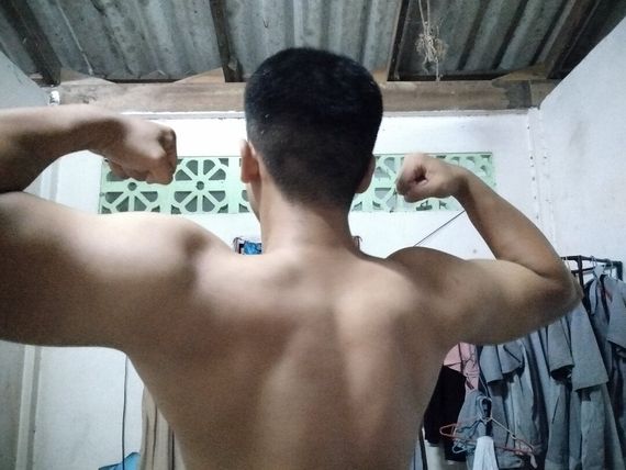 แชท หาเพื่อนเที่ยว, โสด 
