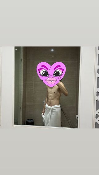 แชท หากิ๊ก, โสด  ที่อยู่ กรุงเทพมหานคร