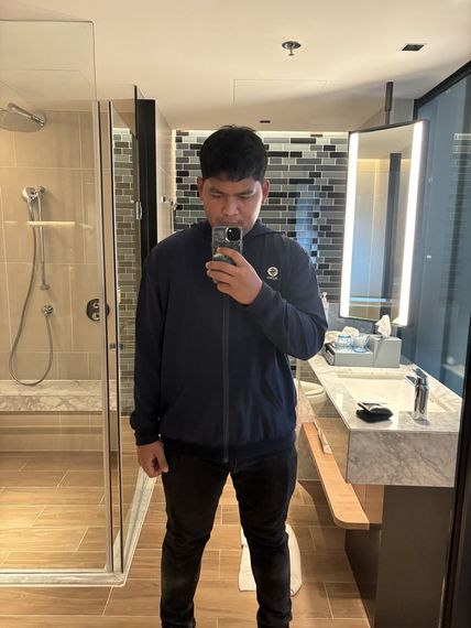 แชท หากิ๊ก, โสด 