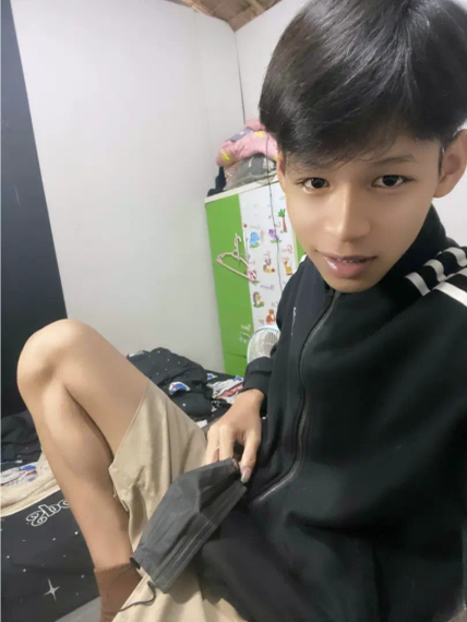 แชท แชทเปิดกล้อง 