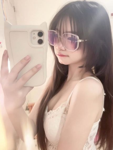 chat chat, single  from Bangkok