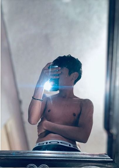 แชท หากิ๊ก  ที่อยู่ กรุงเทพมหานคร