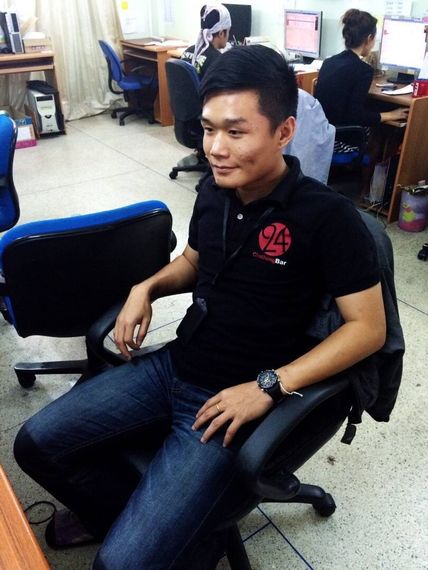 chat find love, chat  from Bangkok