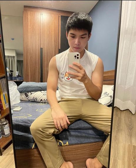 chat find love, single  from Bangkok